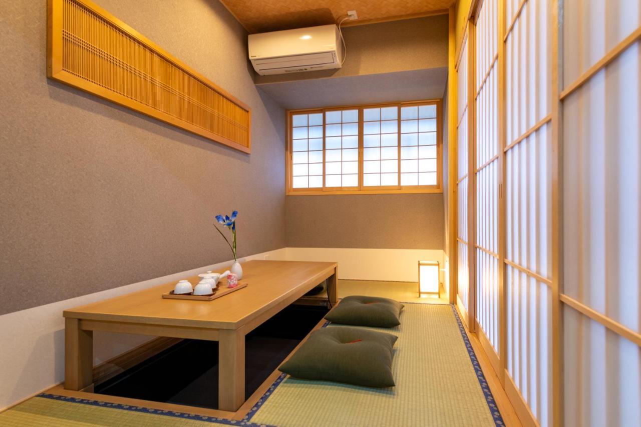 Вилла 谷町君・星屋・秋の家 Киото Экстерьер фото