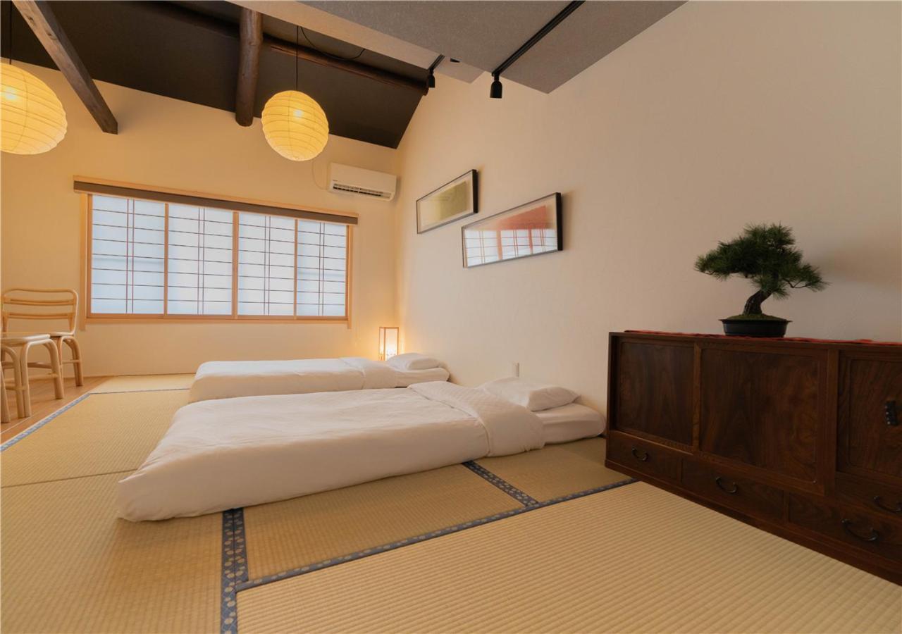 Вилла 谷町君・星屋・秋の家 Киото Экстерьер фото